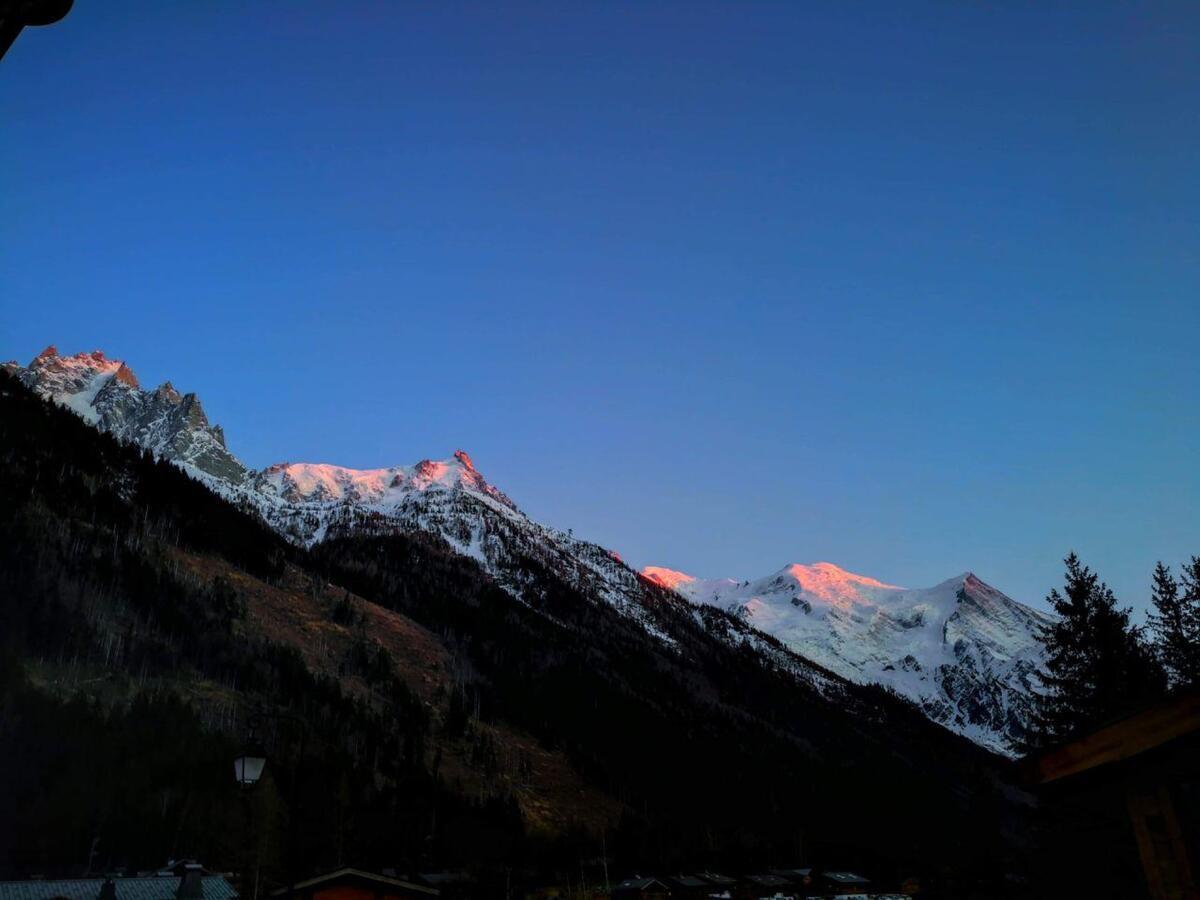 Хостел Le Chamoniard Volant Шамоні Екстер'єр фото
